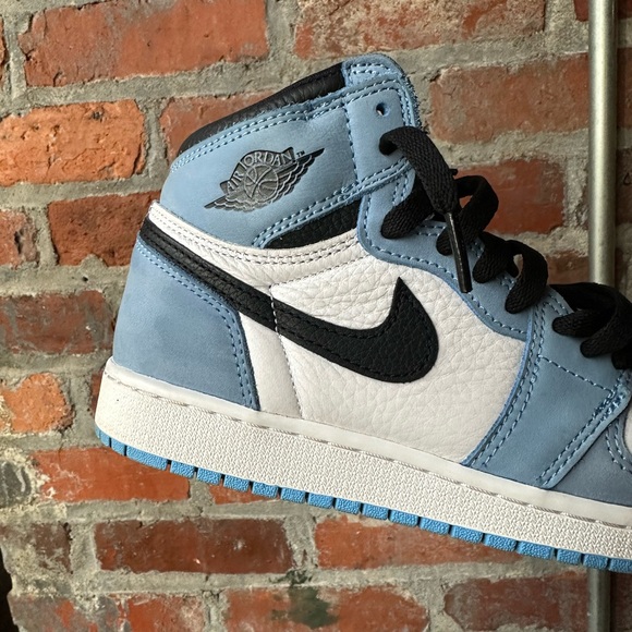 Jordan 1 Retro OG High University Blue - Picture 3 of 16